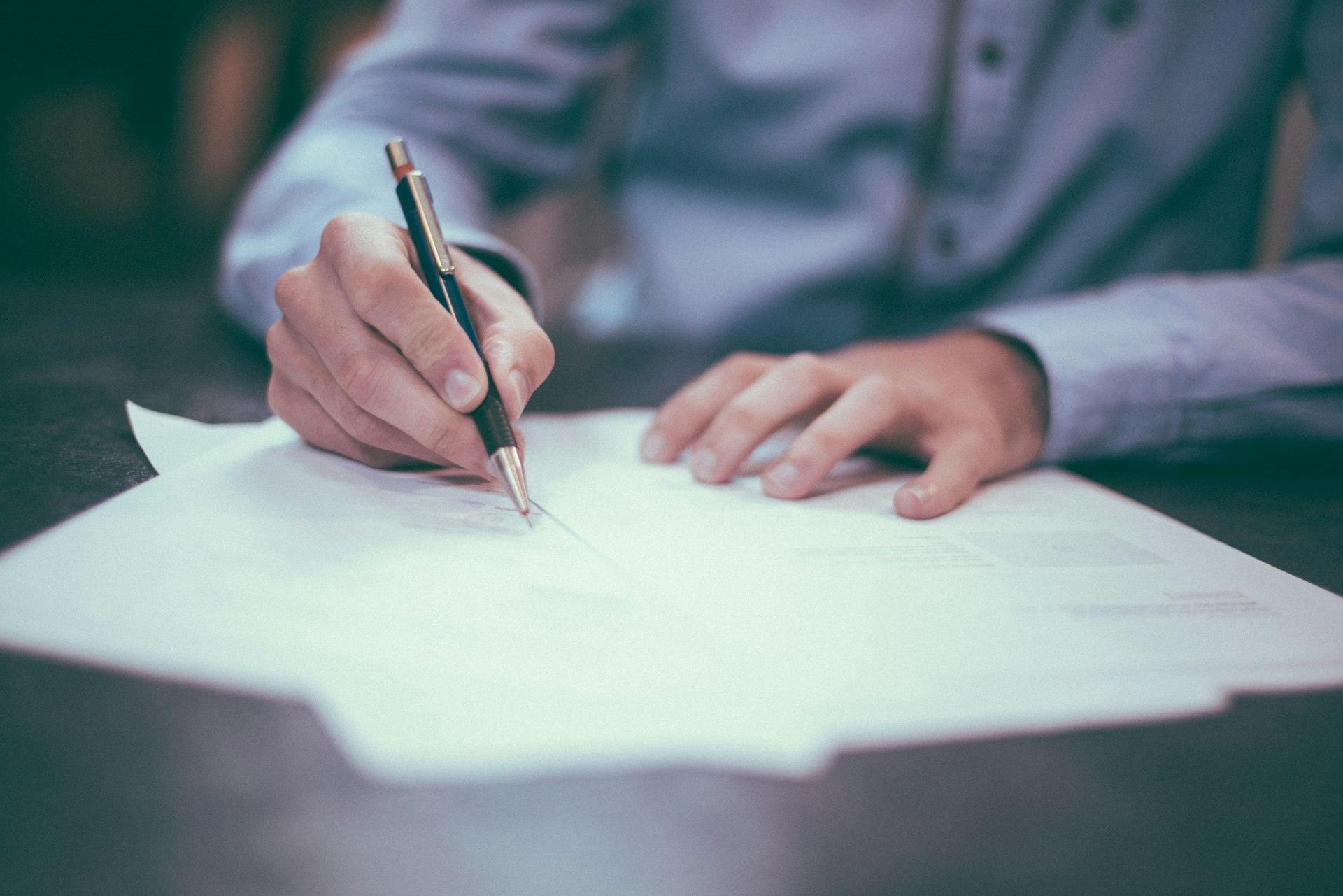 Signing a trademark application document